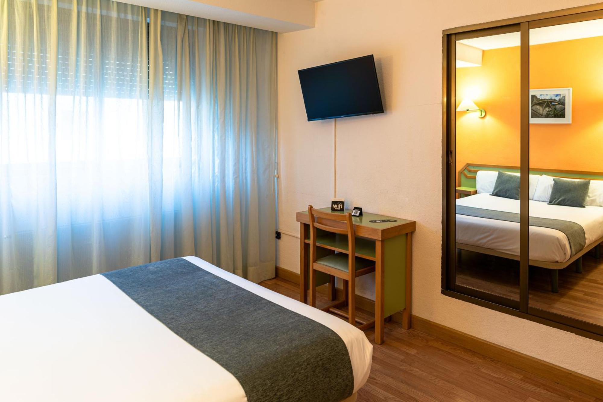 Hotel Alda Guijuelo Kültér fotó